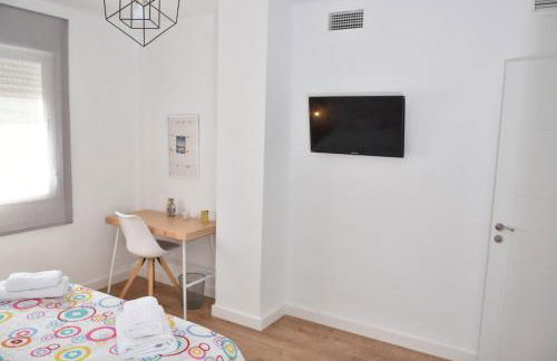 Spectacular Apartment 8 pax/4 rooms & Free Parking - Photo 15