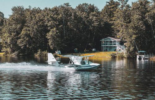 Stylish lake home with private beach, dock and firepit for swimming, kayaking, hiking - Foto 66