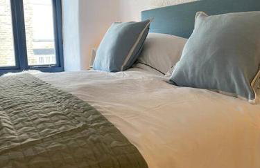 1750's cottage with open fire and beams - Foto 27