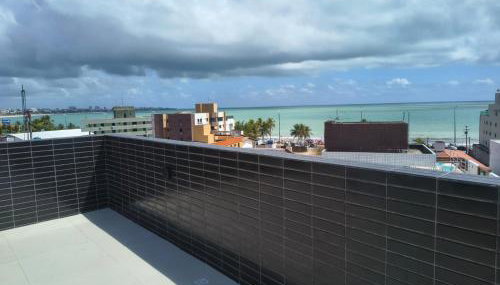 Flat espaçoso e estiloso na Praia do Bessa a uma quadra do mar! - Foto 3