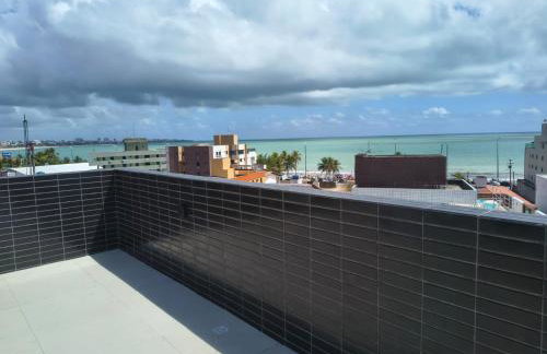 Flat espaçoso e estiloso na Praia do Bessa a uma quadra do mar! - Foto 3