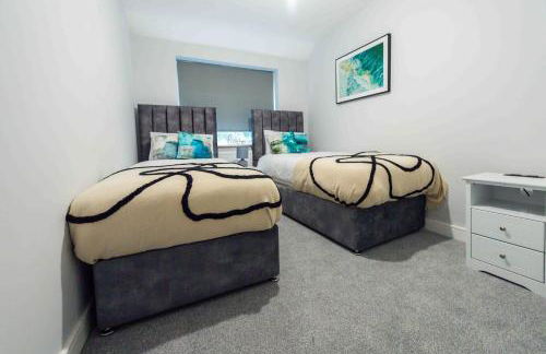 Beautiful, Peaceful, 5 Bedroom home with Hot Tub! - Foto 38