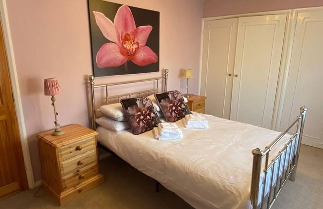 3 Bedroom Cottage, Sleeps 5 Village Location - Foto 2