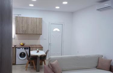 Comfort Apartments - Photo 17