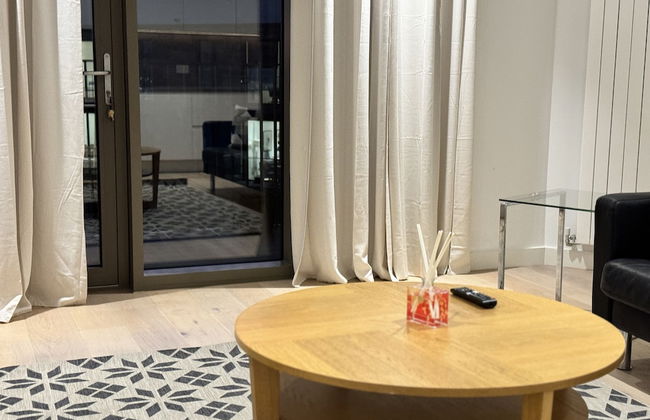 Docklands Stunning 2 bed Apartment London - Foto 22
