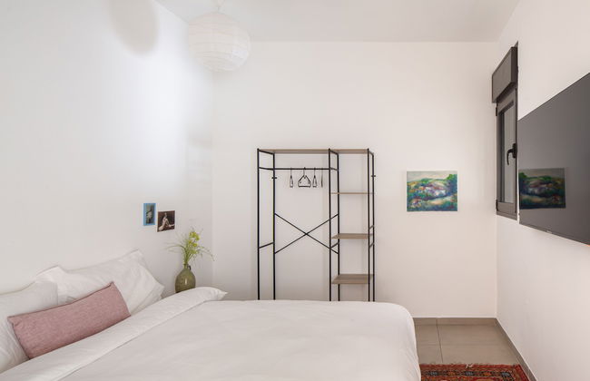 Cozy 2BDR with Parking - Foto 10