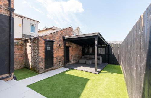 Bifolds, enclosed garden. Southport character home - Foto 22