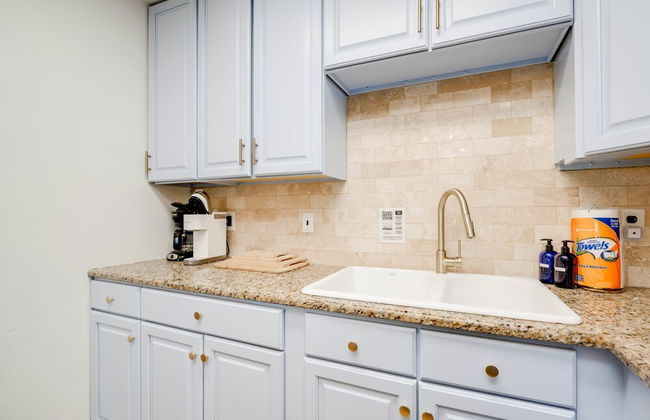 4 3 two King Beds Perfect Sunset Lake Views Pickleball Fire pit Lvl2 EV POA Pool - Foto 53