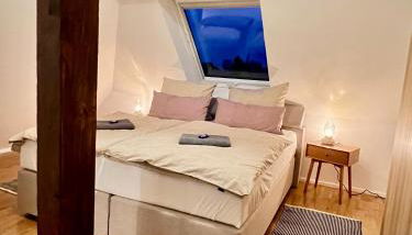 Klimatisierte Dachgeschoss-Oase mit 3 Schlafzimmern, Blick & Komfort - Foto 3