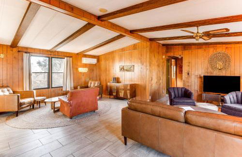 6 Mi to Balanced Rock Park Home in Castleford - Foto 5