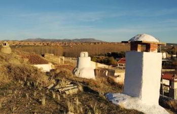 Cueva En El Geoparque de Granada - Foto 38