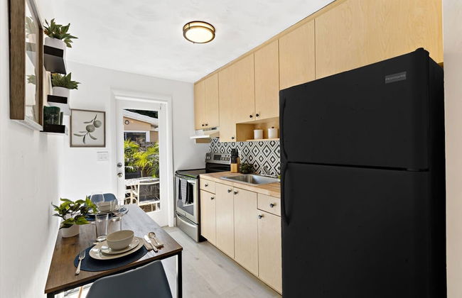 Lovely Rental Unit With Free Parking on Premises - Foto 10