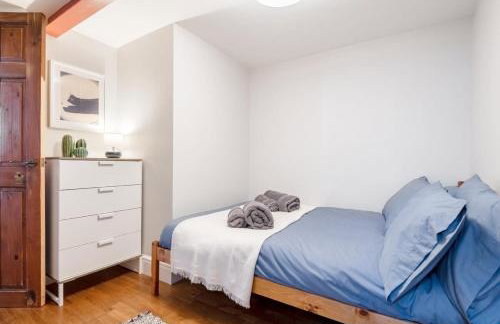 Cosy Fisherman's Cottage with Balcony & Sea Views - Foto 19
