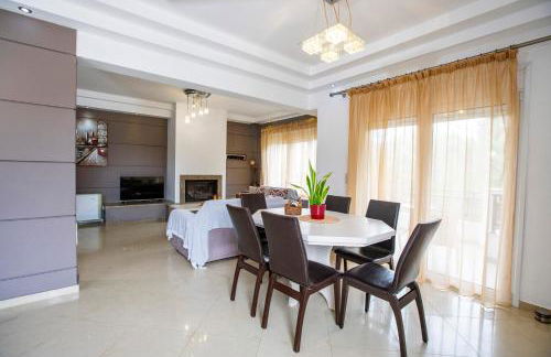 Seascape Village - Spacious 3-Bed Apartment with Private Garden and Parking - Foto 2