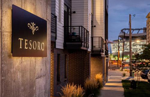 Gameday Oasis - Private Balcony - Jefferson Park - Tesoro - Foto 33