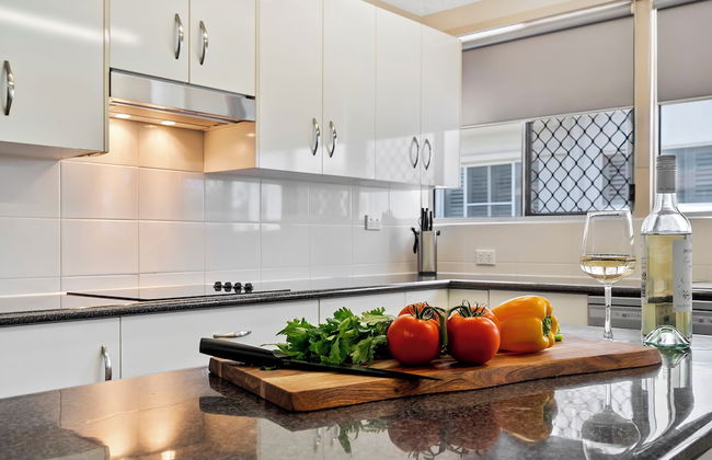 Cityville Apartments & Motel - Photo 34