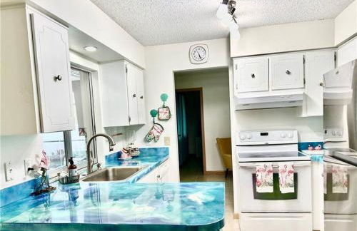 Beautiful 3 Bed House with pool - Foto 16