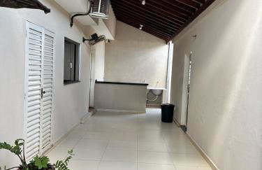 Casa espaçosa e confortável perto do Aeroporto - Foto 4