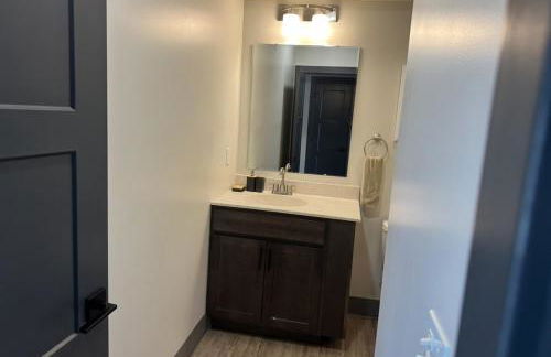 203 - New Luxury Downtown Condo with Fireplace - Foto 2