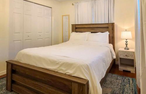 Calming Getaway 9 Mi to Clearwater Beach! - Photo 17