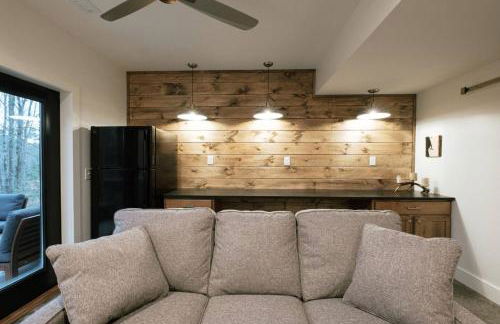 Hot-Tub Wifi Fireplace - Honeysuckle Bridge - Foto 22