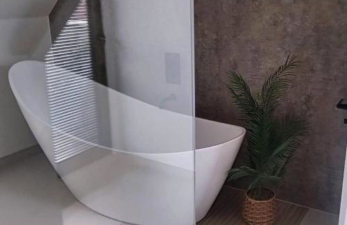 5 Bed Lake House - Sleeps 10 - Nature Reserve - Foto 29