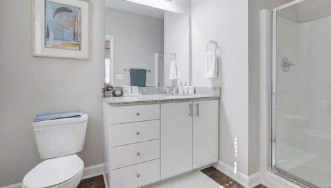 3BR Townhouse King Bed Garage Pineville - Foto 2