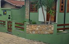 Casa Próximo ao Centro Agradável e Inteligente - Foto 8