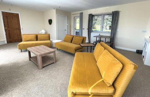 Beautiful 5BR House near Gretna Green with Garden - Pass the Keys - Photo 14