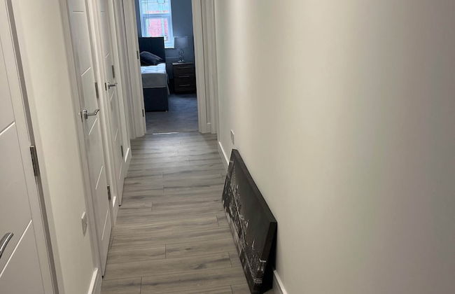 Modern 3 Bedrooms Apt. 01 - Camberley - Foto 24