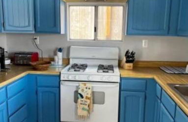 Coastal Charm · Modern Comfort · Ocean View! - Foto 11