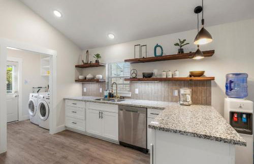 Pythagoras Place at East End Revitalized - Foto 17