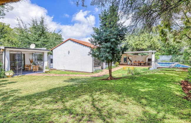 The Cottage-1 Bed-pool-bbq-fibre-solar-samrand - Foto 27