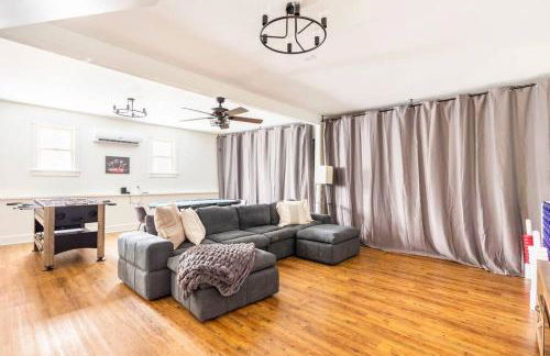 Golden Acres Ranch Hot Tub+Gameroom+Creek & wifi - Foto 25