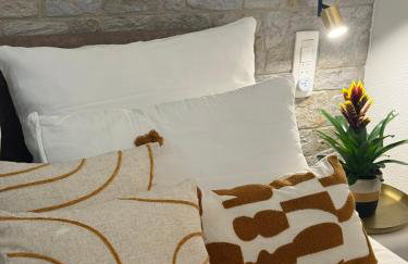 Diokletian's Golden Nest - Photo 3