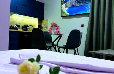 Moon Boutique Hotel - Ultra Luxury Suites with Pool, Perfect for Fun and Relaxation By Villa Mana Gers - Photo 13