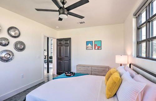 Unique Texas Home in Converted Gas Station! - Foto 18