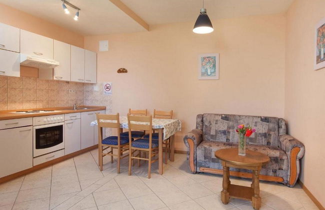 Summerheaven Apartments - Photo 35