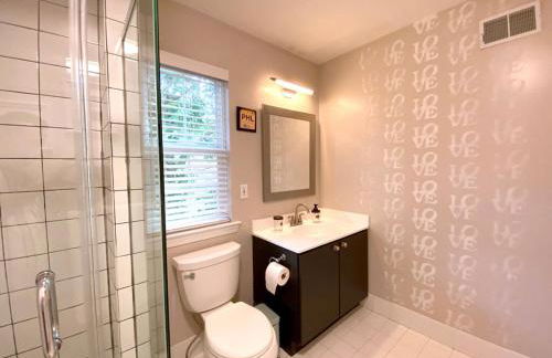 Modern-Chic Living in the Heart of Center City - Foto 29