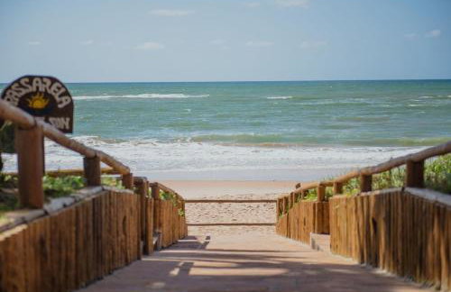 Flat Guarajuba Beira da Praia pé na areia - Foto 35