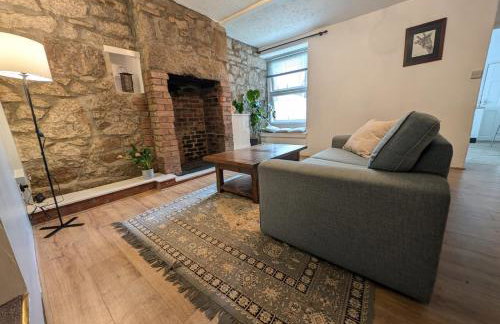 Penare Terrace in Penzance - Photo 2