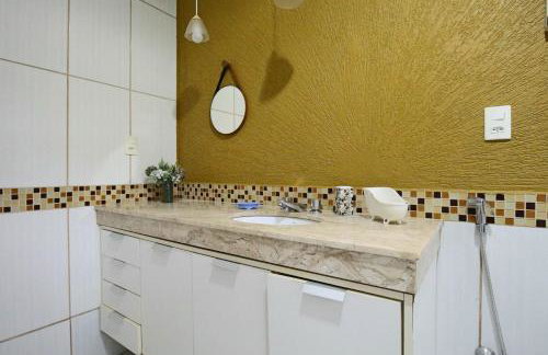 Casa com Piscina e Churrasqueira em Taguatinga - Foto 33