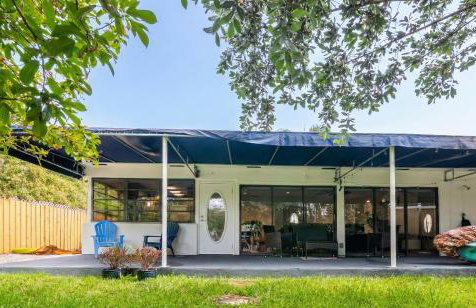 Charming 2BR Waterfront House - Foto 8