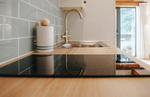 Peaceful Countryside Barn Conversion in the Yorkshire Dales by MCPI Hosting, Perfect for Couples, Small Families & Walkers - Photo 24