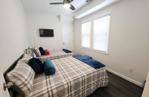 Neat Retreat-Comfortable & Cozy 2 BR,Close to all! - Foto 19