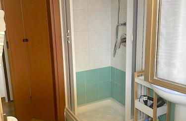 Monolocale con ampio terrazzo - Foto 36