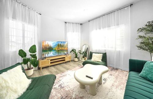 Great Location Oasis w Huge Backyard Near DTLA ,USC ,Ktown - Foto 18