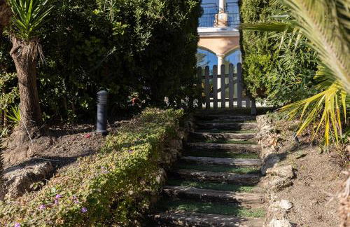 Large Ground Floor Apartment with Private Garden and Beach Access - Photo 67