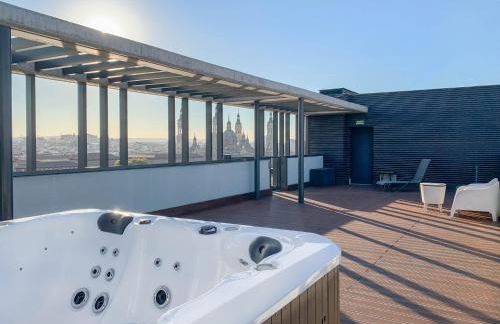 Ático mejores vistas al Pilar jacuzzi y garaje - Foto 17