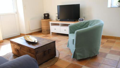 Le Vieil Home, au pied de la cité médiévale - Foto 4